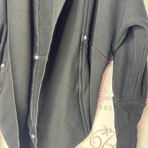 Wilfred aritzia cardigan black studded open waterfall comfy lounge Diderot - Picture 6 of 6